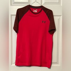 Under Armour‎ men’s red tee